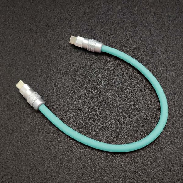 "Cute Chubby" - Power Bank Friendly Cable - More Colors