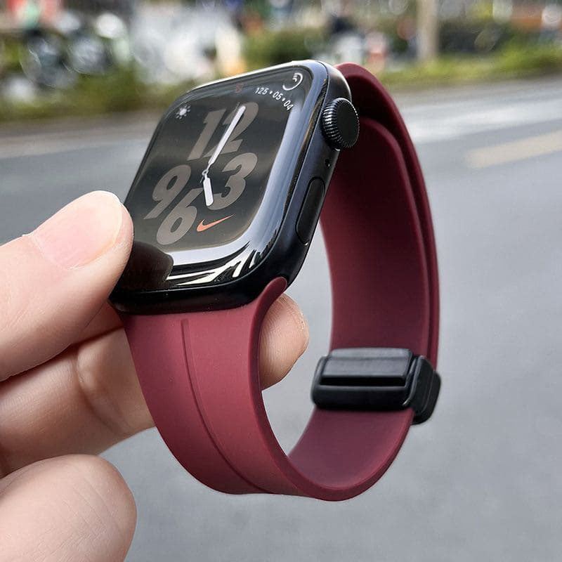 "Sporty Two-Color" Silicone Magnetic Clasp Apple Watch Strap